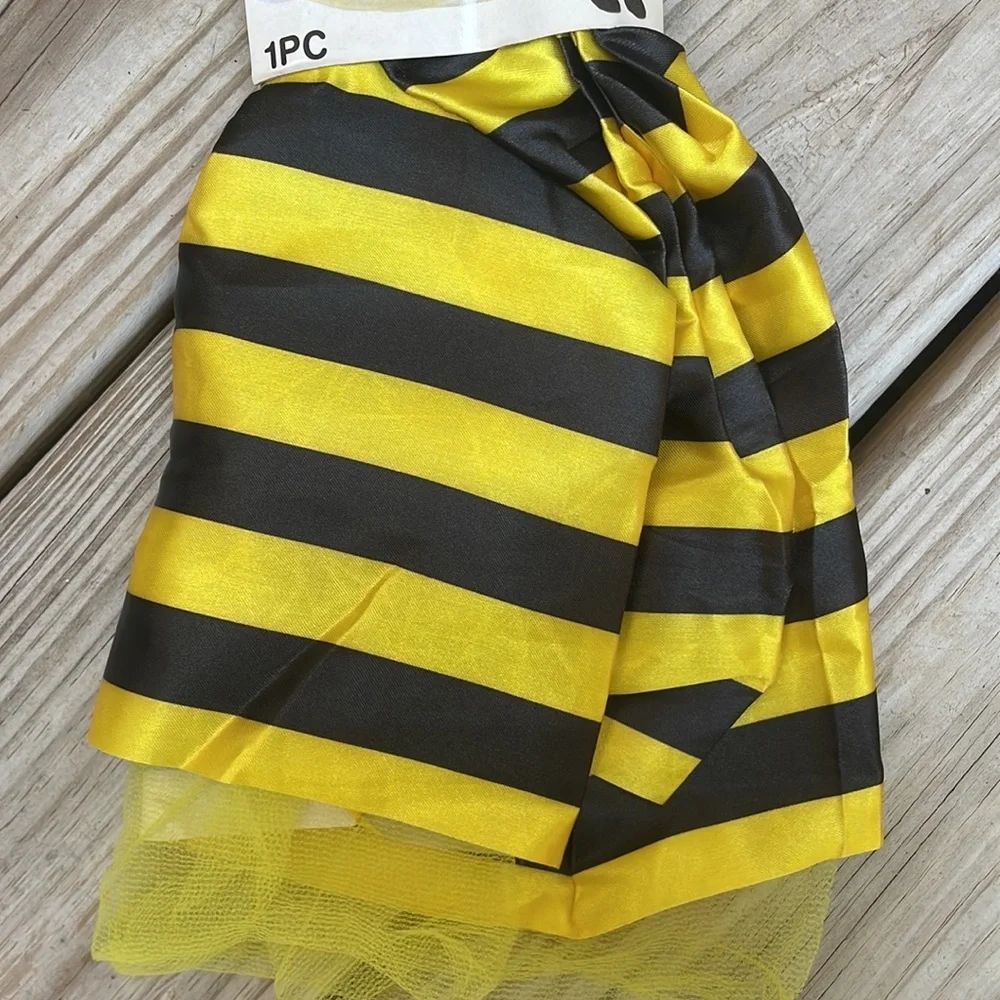 NEW 🐝 Girls Bumble Bee Halloween Costume Set Skirt, Wings and Headband Size 3+